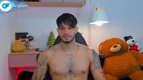 JULIAN online show from 13, 12, 2024