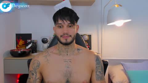 JULIAN online show from 1, 1, 2025