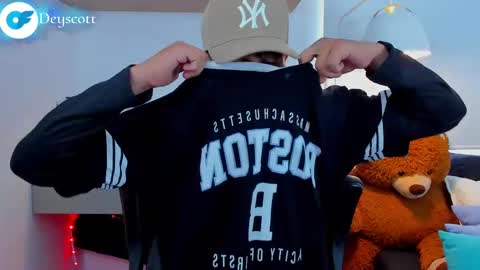 JULIAN online show from 16, 2, 2025