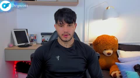 JULIAN online show from 1, 3, 2025