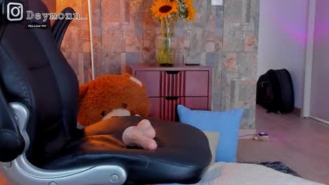 JULIAN online show from 19, 9, 2025