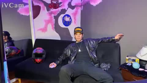 Snapshot of dhamyan_wang chatting on 6, 2, 2026 Dhamyan Wang online show from 6, 2, 2026