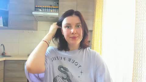 Snapshot of di_fetish chatting on 6, 8, 2026 Dina online show from 6, 8, 2026