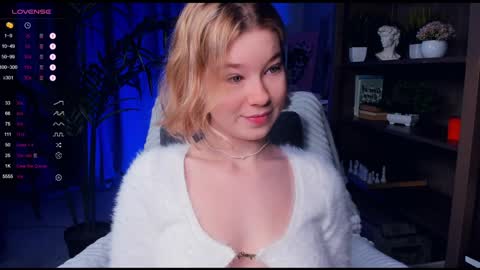 Snapshot of di_huny chatting on 21, 12, 2024 Arina online show from 21, 12, 2024
