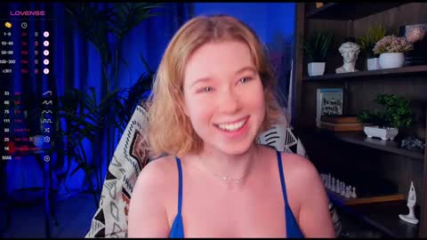 Snapshot of di_huny chatting on 10, 1, 2025 Arina online show from 10, 1, 2025