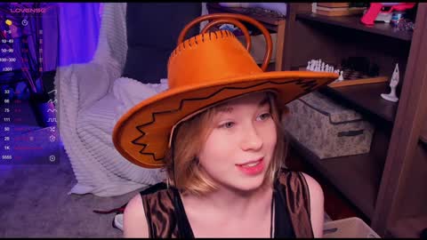 Snapshot of di_huny chatting on 14, 1, 2025 Arina online show from 14, 1, 2025