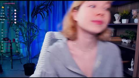 Snapshot of di_huny chatting on 1, 2, 2025 Arina online show from 1, 2, 2025