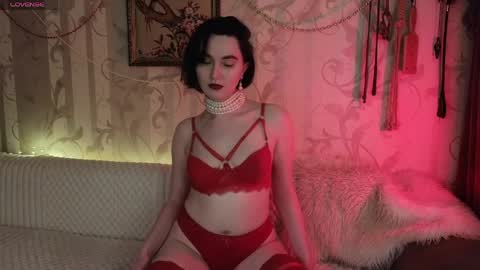 Diana Di Honey online show from 12, 5, 2026