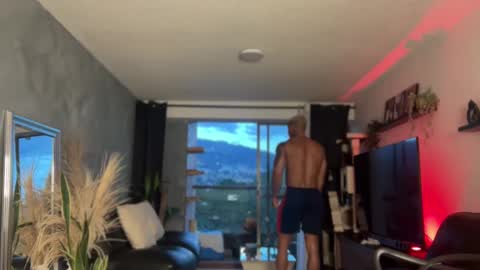 Diego online show from 15, 9, 2025