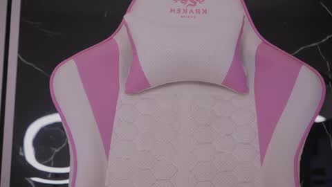 Snapshot of diamond_ava_ chatting on 8, 7, 2026 Thea online show from 8, 7, 2026
