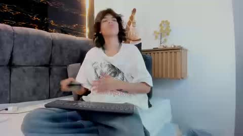 diamond_twink online show from 14, 3, 2026