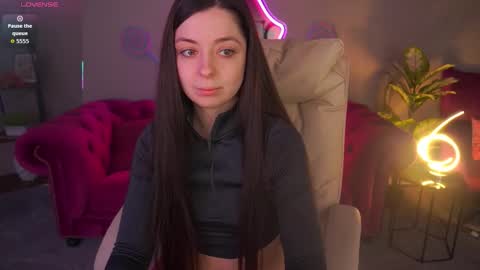 Snapshot of diamondeyeess chatting on 24, 3, 2026 Sasha online show from 24, 3, 2026