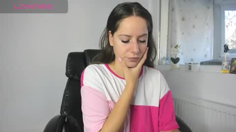 Snapshot of diamondkay_ chatting on 29, 10, 2025 diamondkay_ online show from 29, 10, 2025