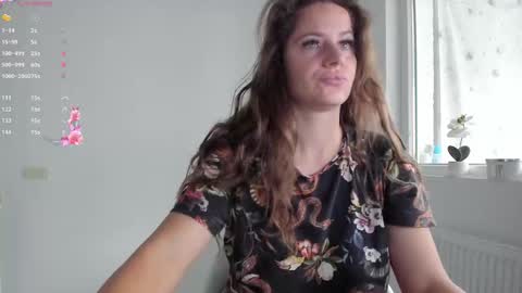 Snapshot of diamondkay_ chatting on 6, 11, 2025 diamondkay_ online show from 6, 11, 2025