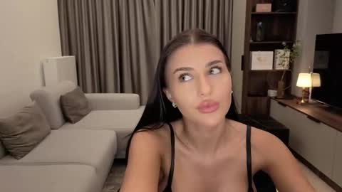 Snapshot of diamondpixie chatting on 26, 3, 2026 Iris online show from 26, 3, 2026