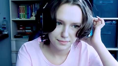 diana_back3 online show from 4, 10, 2025