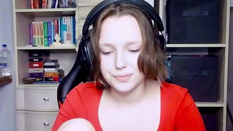 diana_back3 online show from 18, 10, 2025