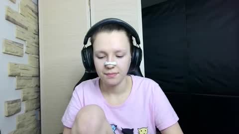 diana_back3 online show from 15, 11, 2025