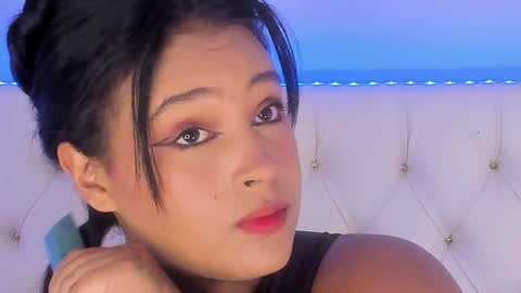 Diana Tamayo online show from 22, 5, 2026
