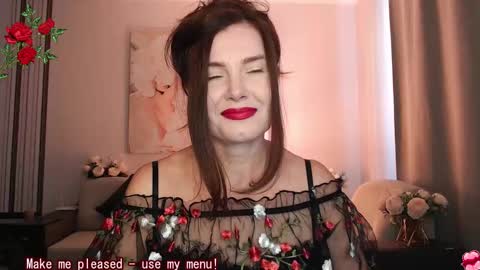 Diana DeLua online show from 26, 10, 2025