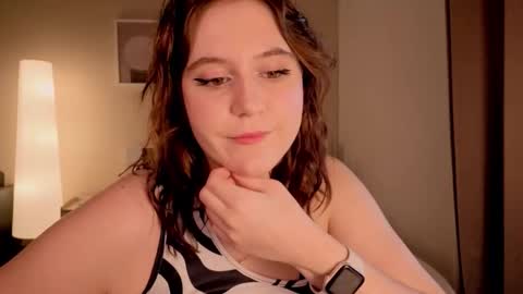 Snapshot of diana_floweri chatting on 9, 11, 2025 Diana online show from 9, 11, 2025