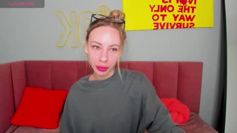 Snapshot of diana_garrett chatting on 20, 11, 2025 Diana online show from 20, 11, 2025