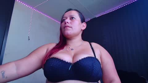 Diana Lozano online show from 13, 2, 2025