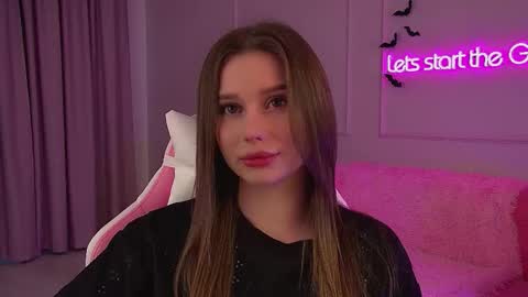 Snapshot of dianabecker chatting on 15, 10, 2025 Diana online show from 15, 10, 2025