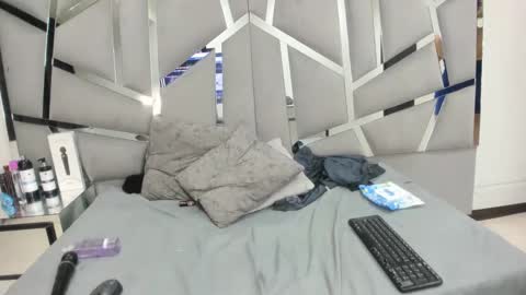 dianarous online show from 9, 12, 2024