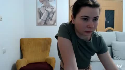 Snapshot of dianasmiey7 chatting on 19, 3, 2026 dianasmiey7 online show from 19, 3, 2026