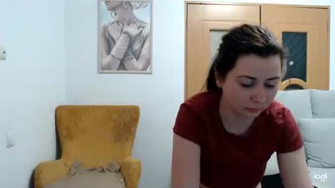 Snapshot of dianasmiey7 chatting on 8, 4, 2026 dianasmiey7 online show from 8, 4, 2026