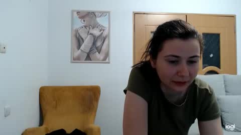 dianasmiey7 online show from 18, 4, 2026