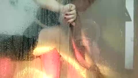 Snapshot of diane_1 chatting on 1, 5, 2026 DIANE online show from 1, 5, 2026