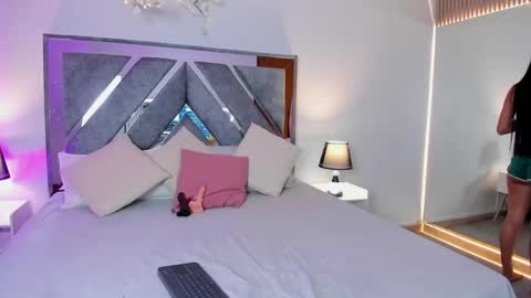 Diane  online show from 18, 3, 2026