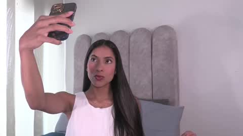 Snapshot of dianne_nanatzu chatting on 13, 2, 2025 Melania   -    online show from 13, 2, 2025