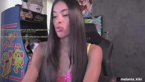 Snapshot of dianne_nanatzu chatting on 8, 10, 2025 Melania   -    online show from 8, 10, 2025