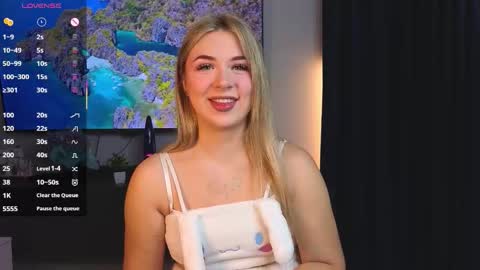 Snapshot of diannedibartolo chatting on 6, 10, 2025 diannedibartolo online show from 6, 10, 2025