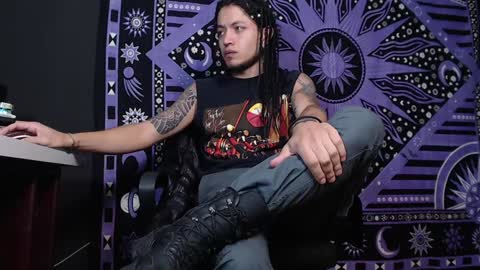 DICAPRIO online show from 8, 1, 2025