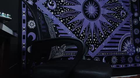 DICAPRIO online show from 7, 2, 2025