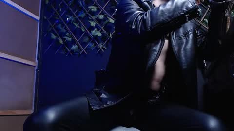 DICAPRIO online show from 3, 12, 2025