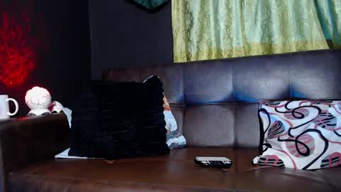 Snapshot of dicaprioo_ chatting on 17, 5, 2026 DICAPRIO online show from 17, 5, 2026