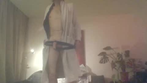 didierhobiecat16 online show from 10, 1, 2026