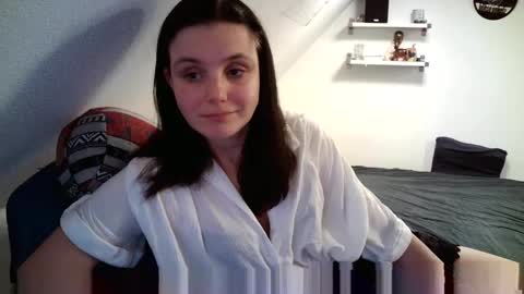 Snapshot of die_eine_oder_keine chatting on 27, 2, 2025 Kathypvt 30 tk min online show from 27, 2, 2025