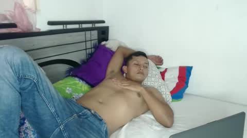 Snapshot of diego_alejita chatting on 8, 2, 2025 diego_alejita online show from 8, 2, 2025