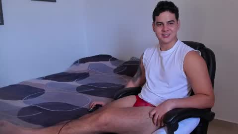 Snapshot of diego_cazas chatting on 25, 6, 2026 DIEGO CAZAS online show from 25, 6, 2026