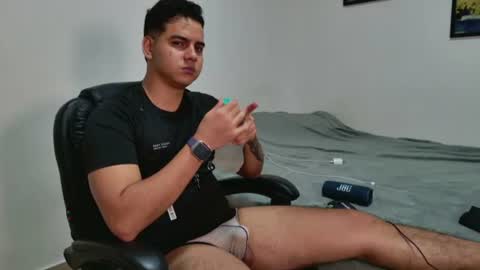 Snapshot of diego_cazas chatting on 18, 7, 2026 DIEGO CAZAS online show from 18, 7, 2026