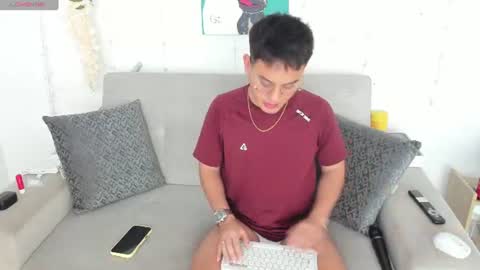 Diego Robles online show from 4, 7, 2026