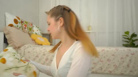 Snapshot of dietmountaindew_ chatting on 19, 4, 2026 Sophie online show from 19, 4, 2026