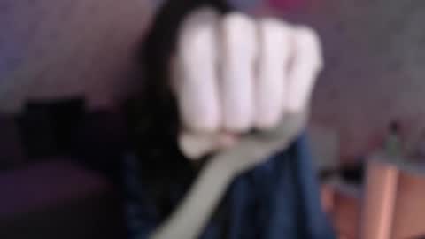 Hi im Alice 3 Im usualy online 03-10 or 17-21 UTC0 online show from 16, 12, 2025