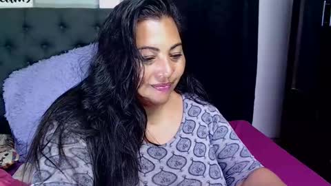 Snapshot of dihayara chatting on 28, 2, 2025 Mariana online show from 28, 2, 2025